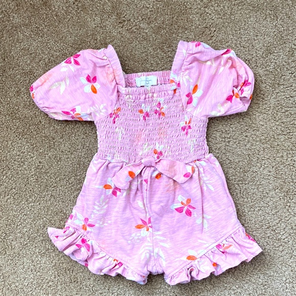 Jessica Simpson romper - Picture 1 of 3